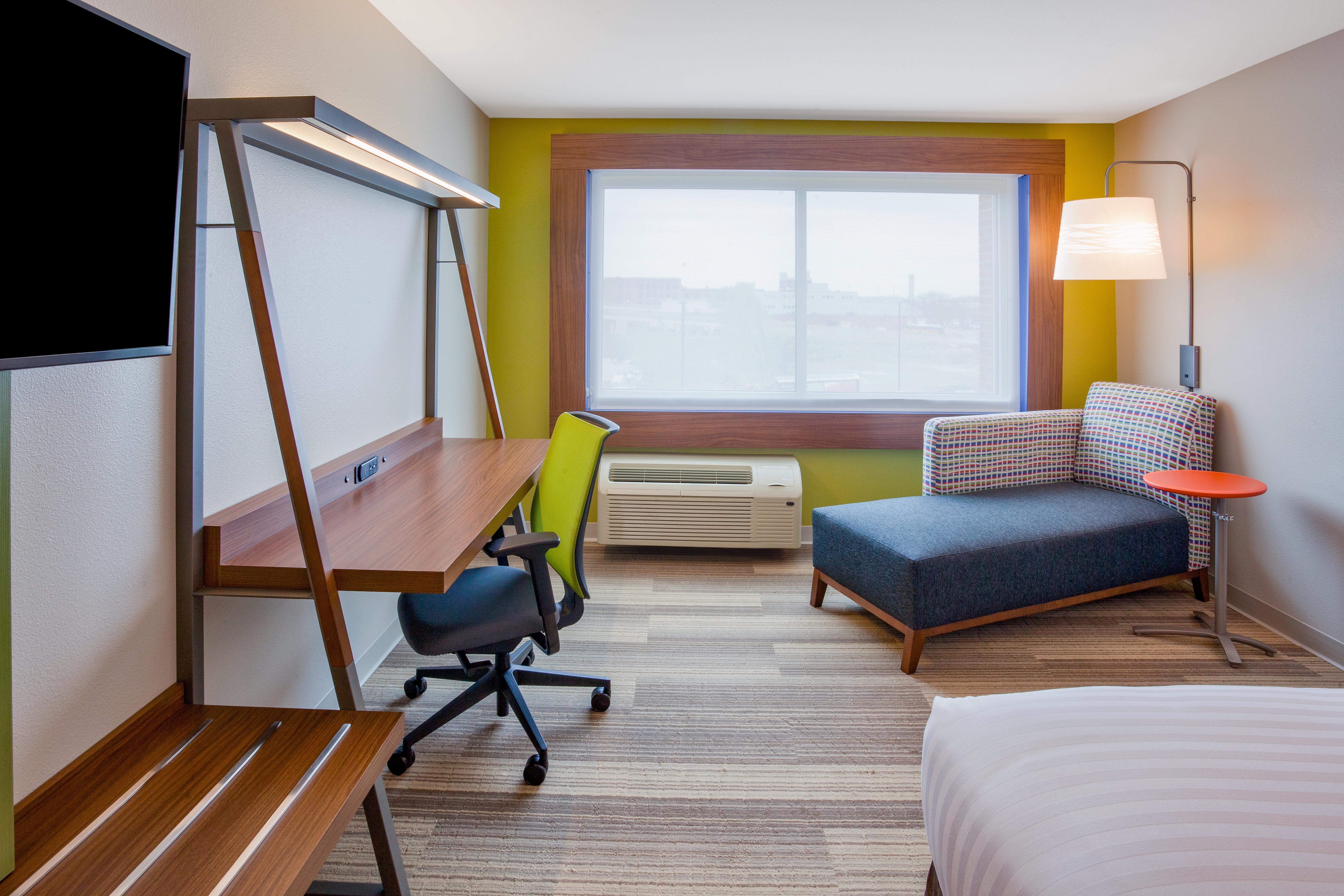Holiday Inn Express And Suites Des Moines Downtown By Ihg Exterior foto